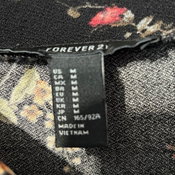 🟣Forever 21 Black Floral Long Sleeve Dress – Size Medium - Picture 2 of 3